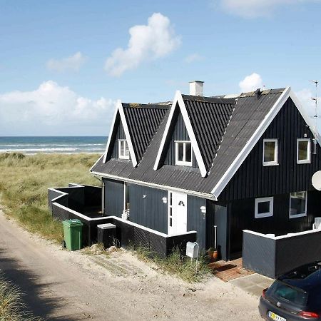 6 Person Holiday Home In Blokhus Rom bilde