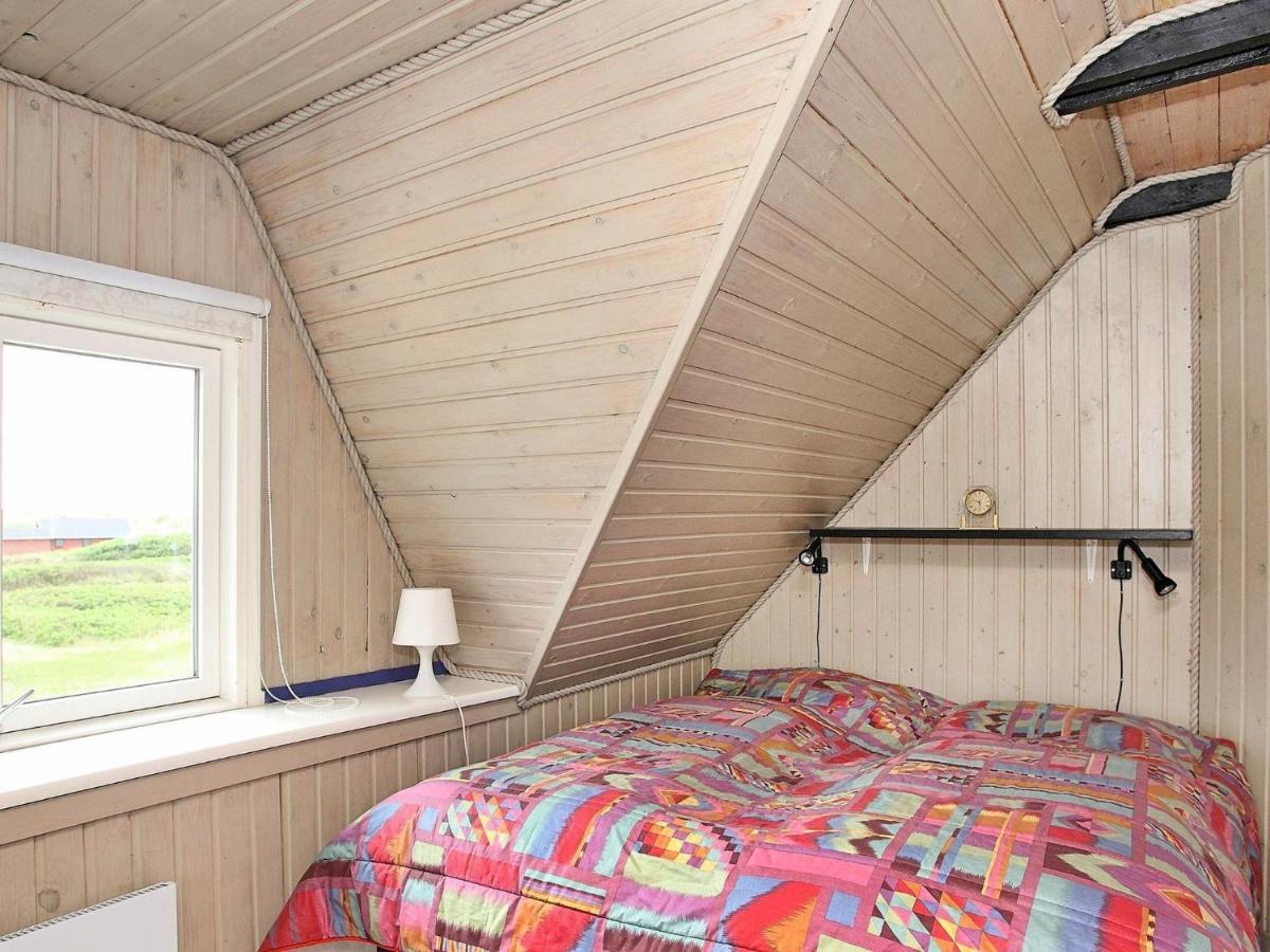 6 Person Holiday Home In Blokhus Rom bilde