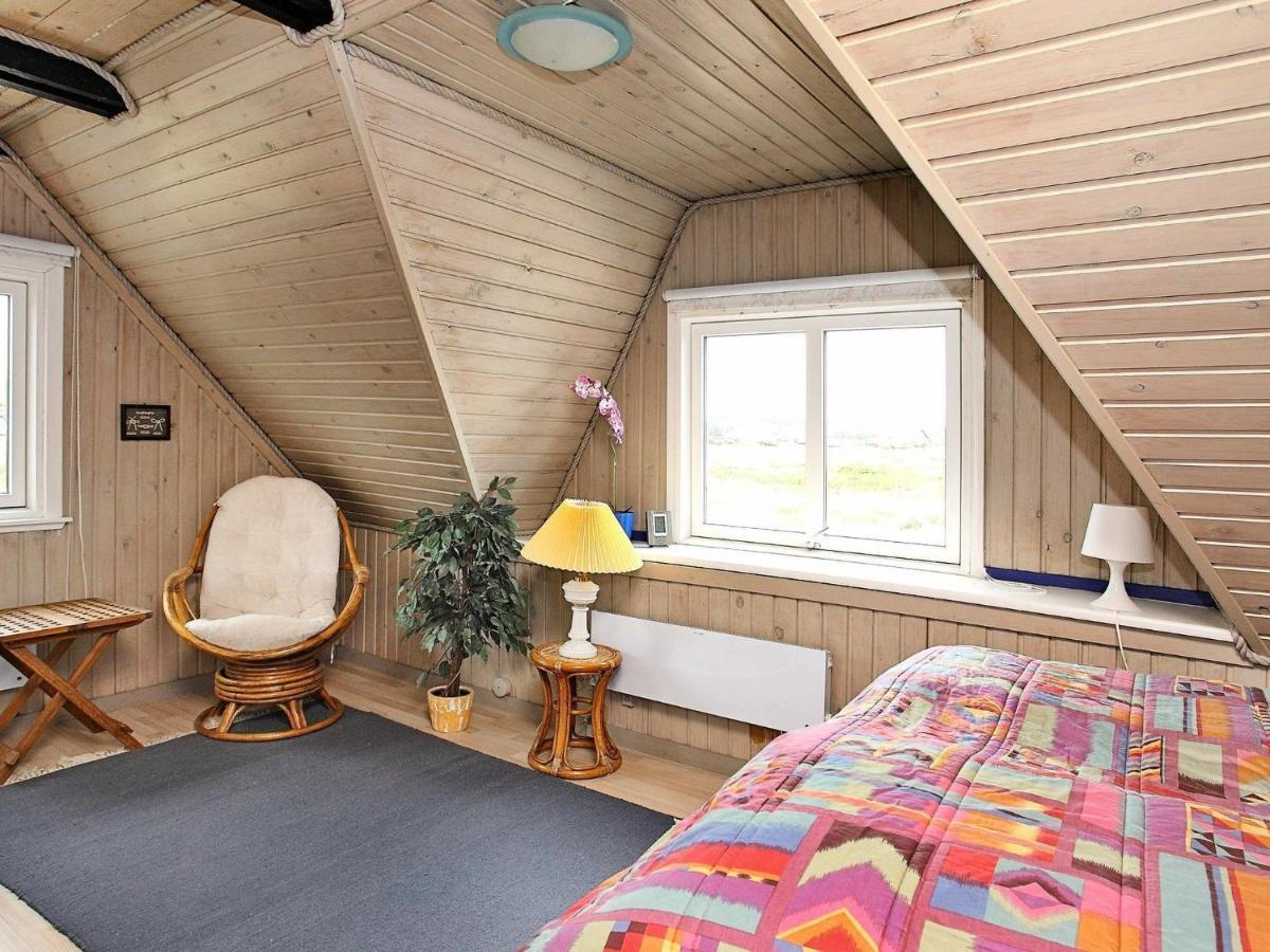 6 Person Holiday Home In Blokhus Rom bilde
