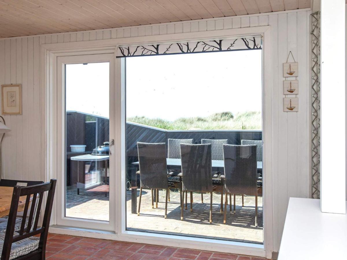 6 Person Holiday Home In Blokhus Eksteriør bilde