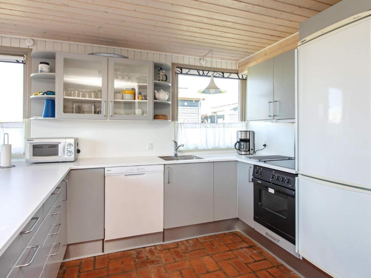 6 Person Holiday Home In Blokhus Eksteriør bilde